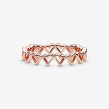 Load image into Gallery viewer, Freehand Hearts Ring