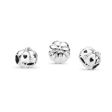 Load image into Gallery viewer, PANDORA Sweet Pumpkin Charm