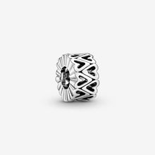 Load image into Gallery viewer, Openwork Freehand Heart Spacer Charm