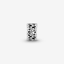 Load image into Gallery viewer, Openwork Freehand Heart Spacer Charm