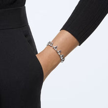 Load image into Gallery viewer, Ortyx bracelet Triangle cut, White, Rhodium plated